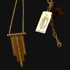 NWT J CREW NECKLACE GOLD WITH SEQUINS